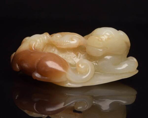 Hetian jade female dog