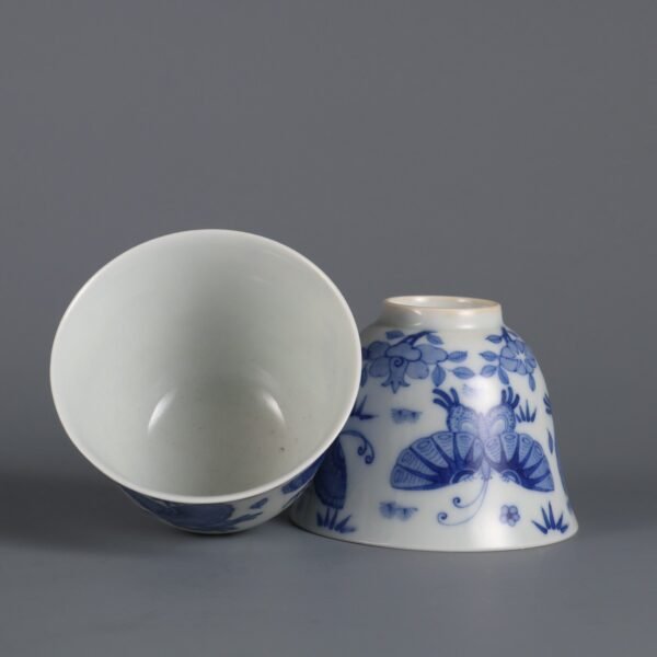 cups with butterfly patterns made in the Guangxu period of the Qing Dynasty - Image 4