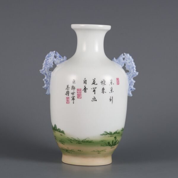 Qing Dynasty Qianlong period enameled butterfly love pattern double-handled vase - Image 2