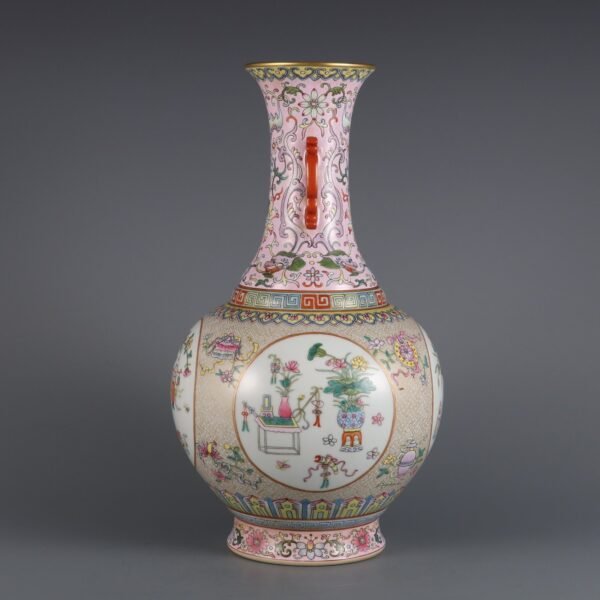 vase with a gilded made in the Qianlong period of the Qing Dynasty - Image 7