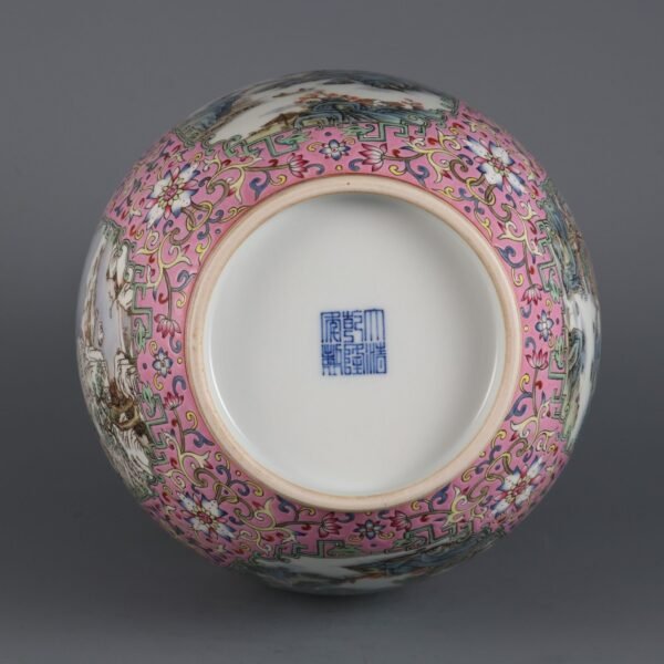 landscape two-ear vase made in the Qianlong period of the Qing Dynasty - Image 9