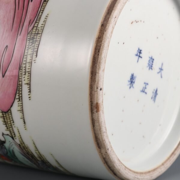 three-star shining Guanyin vases made in the Yongzheng period of the Qing Dynasty - Image 8