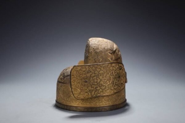 Qing Dynasty, hammered copper, gilded, official hat ornament with interesting lotus pond - Image 4