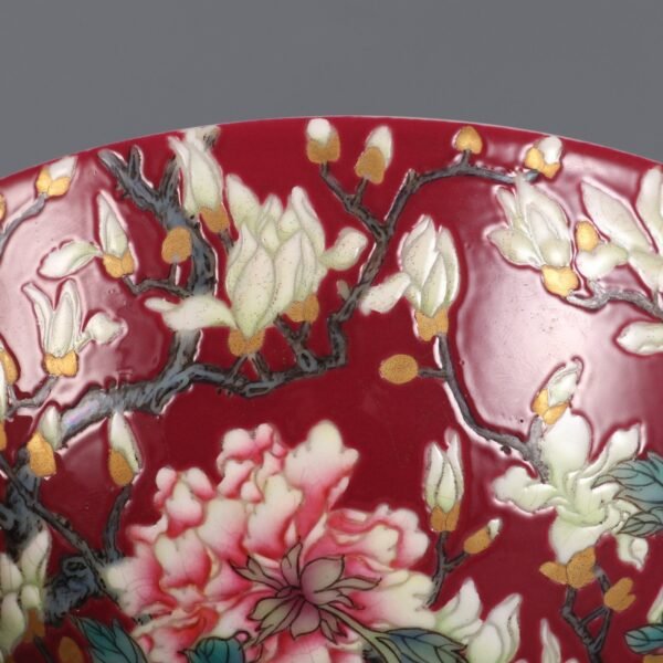 A palace bowl with magnolia flower pattern on a rouge-red ground and gilded enamel - Image 3