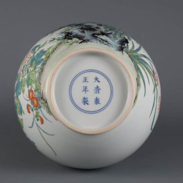 Qing Yongzheng Period Famille Rose Flower and Bird Pattern Garlic Vase - Image 8