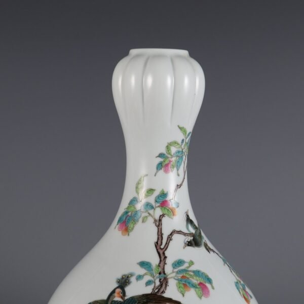 Qing Yongzheng Period Famille Rose Flower and Bird Pattern Garlic Vase - Image 6