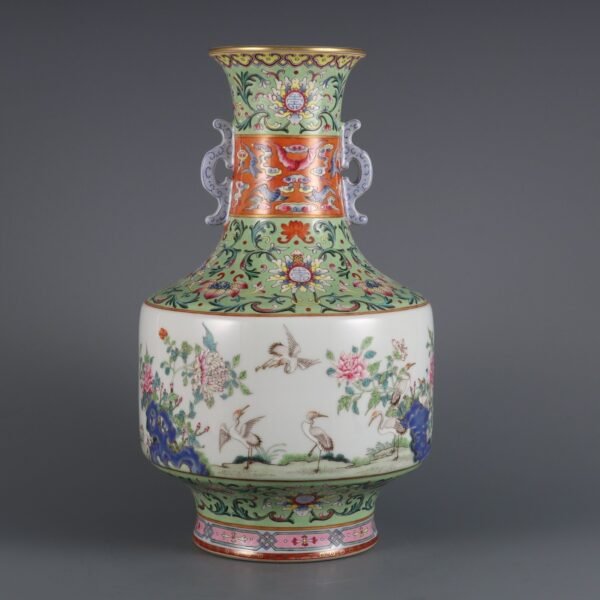 Qing Dynasty Qianlong period pink enamel crane pattern double-handled appreciation vase - Image 7