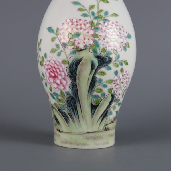 Qing Dynasty Yongzheng Period Famille Rose Peony Poem Olive Vase - Image 5