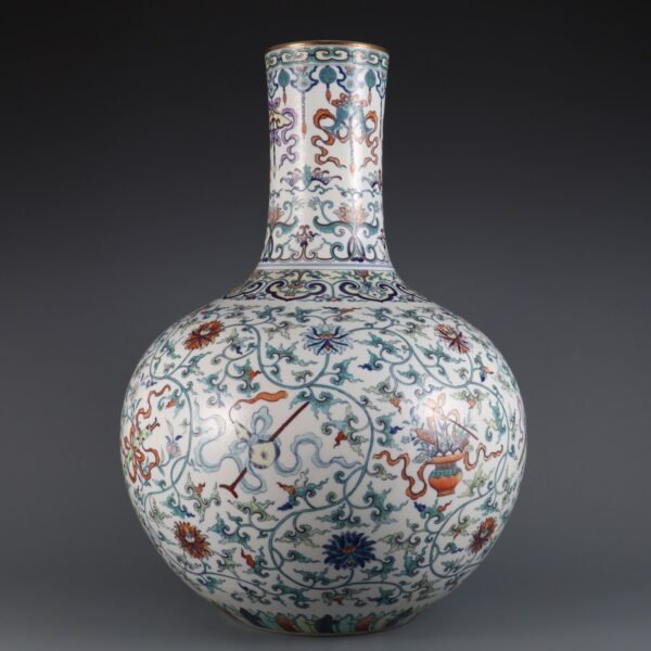 pattern of the Eight Immortals in Doucai made in the Qianlong period of the Qing Dynasty - Image 4