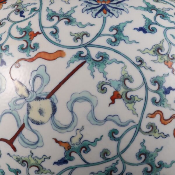 pattern of the Eight Immortals in Doucai made in the Qianlong period of the Qing Dynasty - Image 6