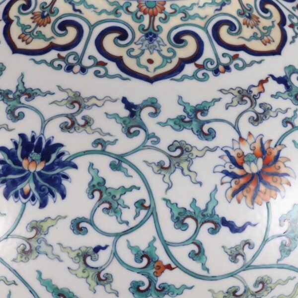 pattern of the Eight Immortals in Doucai made in the Qianlong period of the Qing Dynasty - Image 7