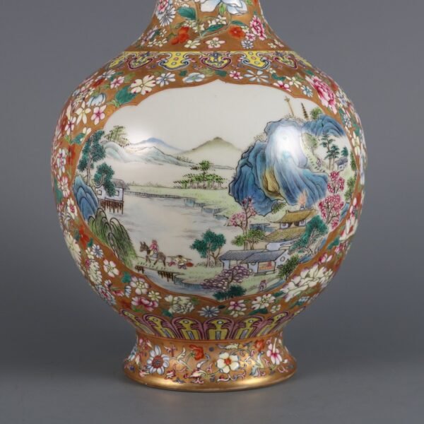 Qing Dynasty Qianlong Period Gold Ground Famille Rose Open Window Landscape Figures Blessing Ear - Image 4