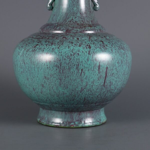 Qing Dynasty Yongzheng period Lujun glaze elephant ear vase - Image 4