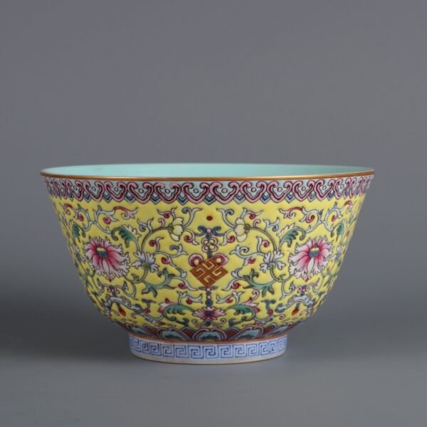 Yellow-ground enamel passionflower-patterned bowl, made in the Qianlong period of the Qing Dynasty