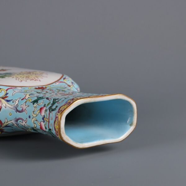 flower and bird poem flat vase made in the Qianlong period of the Qing Dynasty - Image 7