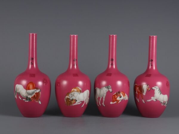 eight-horse vase with rouge-red ground, made in the Yongzheng period of the Qing Dynasty