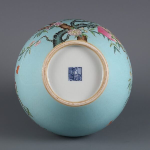 Qing Dynasty Qianlong period turquoise green ground pink nine peach pattern celestial globe vase - Image 8