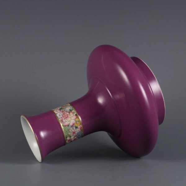 flower pattern mustard vase made in the Yongzheng period of the Qing Dynasty - Image 3
