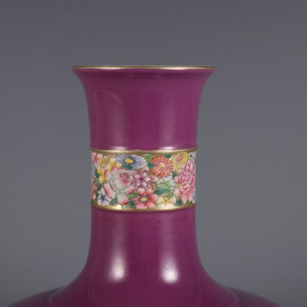 flower pattern mustard vase made in the Yongzheng period of the Qing Dynasty - Image 7