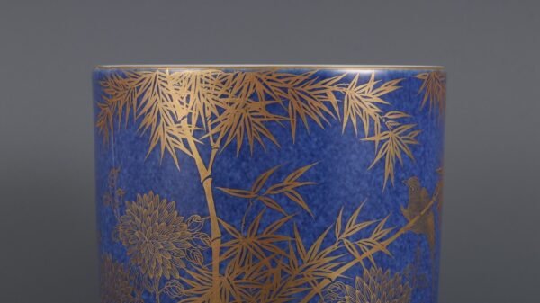 Qing Dynasty Qianlong Period Snowflake Blue Glaze Gold Bamboo and Bird Pattern Pen Holder - Image 5