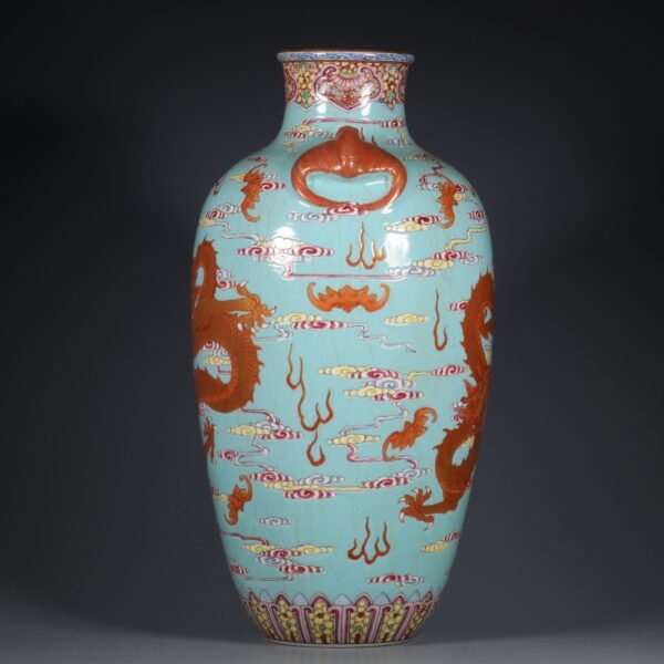 Qing Dynasty Qianlong period green ground pink enamel cloud dragon pattern Fu ear plum vase - Image 3