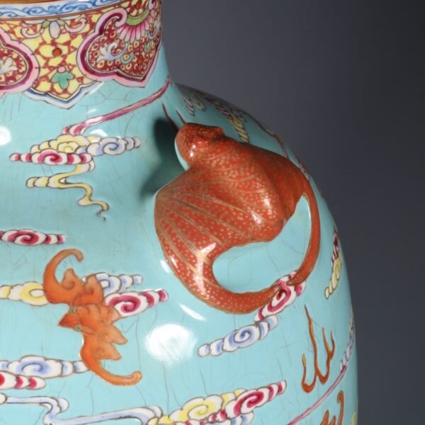 Qing Dynasty Qianlong period green ground pink enamel cloud dragon pattern Fu ear plum vase - Image 6