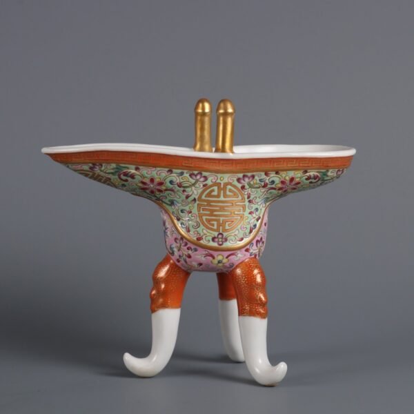 Qing Dynasty Qianlong Period Turquoise Green Ground Pastel-Robed Longevity Pattern Jue Cup - Image 2