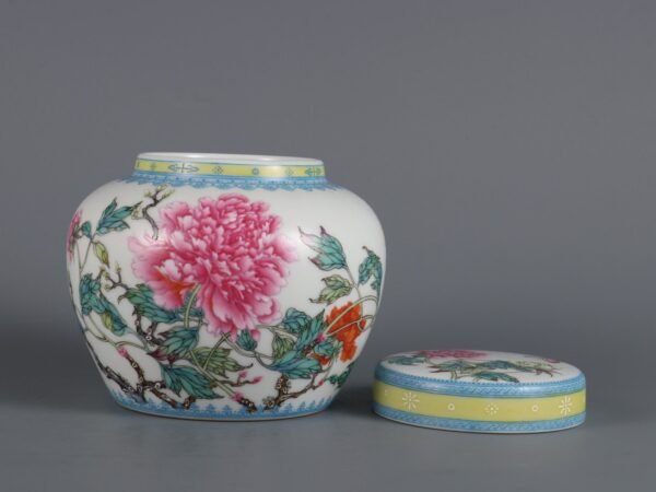 Qing Dynasty Yongzheng period enameled emerald peony pattern tea can - Image 5