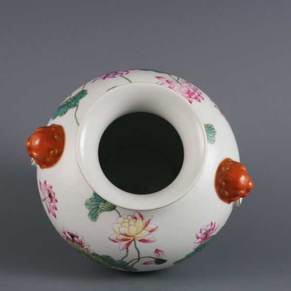 Qing Dynasty Qianlong period pink lotus pattern animal ears arhat vase - Image 7