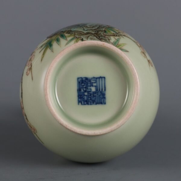 Qing Dynasty Qianlong period bean green glaze with pink peach blossom pattern jade pot spring vase - Image 8