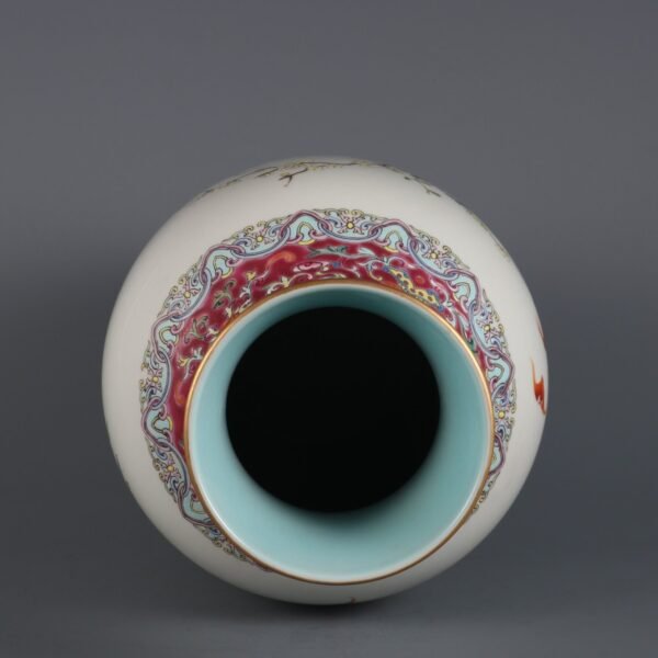 Qing Dynasty Qianlong period powder enamel Bogu pattern appreciation vase - Image 7