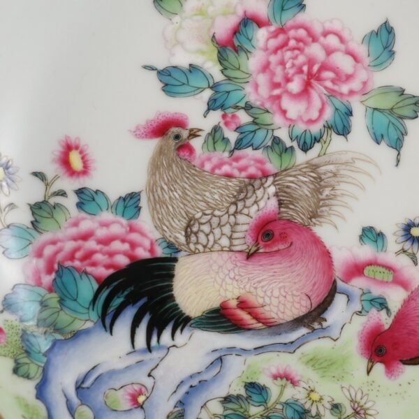 Qing Yongzheng Period Rouge Red Glaze Pastel Three Chickens Appreciation Plate - Image 6