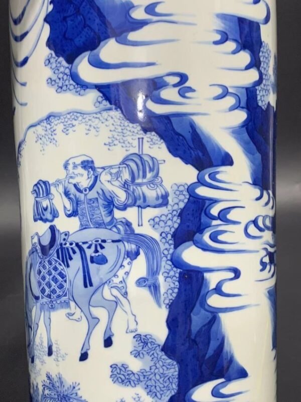 Ming Chongzhen blue and white Journey to the West vase - Image 6