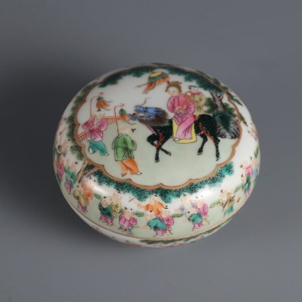 Qing Dynasty Qianlong Period Famille Rose Hundred Children Picture Opening Kirin - Image 7