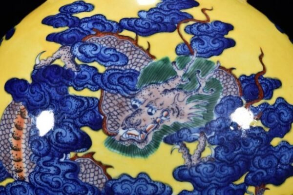 Qing Dynasty Qianlong Period Yellow Glaze Blue and White Painted Auspicious Cloud Dragon Bottle - Image 4