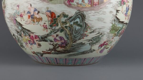 Qing Dynasty Qianlong period pastel farmhouse large scroll jar - Image 3