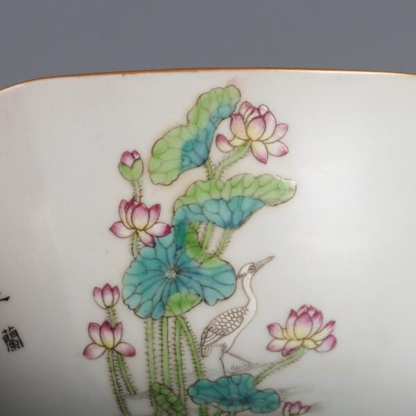 Hexagonal bowl with flower inscriptions and poems made in Qianlong period of Qing Dynasty - Image 4