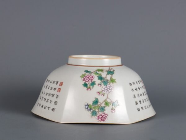 Hexagonal bowl with flower inscriptions and poems made in Qianlong period of Qing Dynasty - Image 7