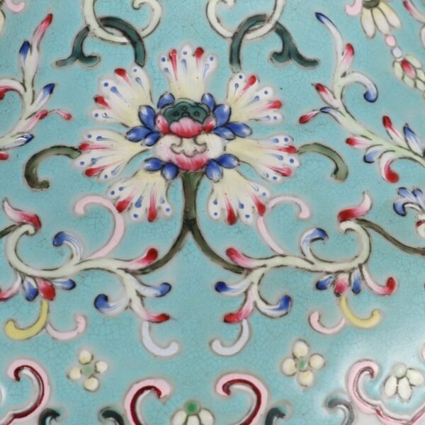 Qing Dynasty Qianlong period turquoise green ground pastel flower pattern large appreciation vase - Image 4