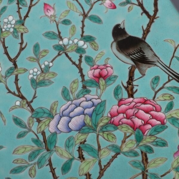 Qing Daoguang Period Turquoise Green Ground Famille Rose Flower and Bird Pattern - Image 7