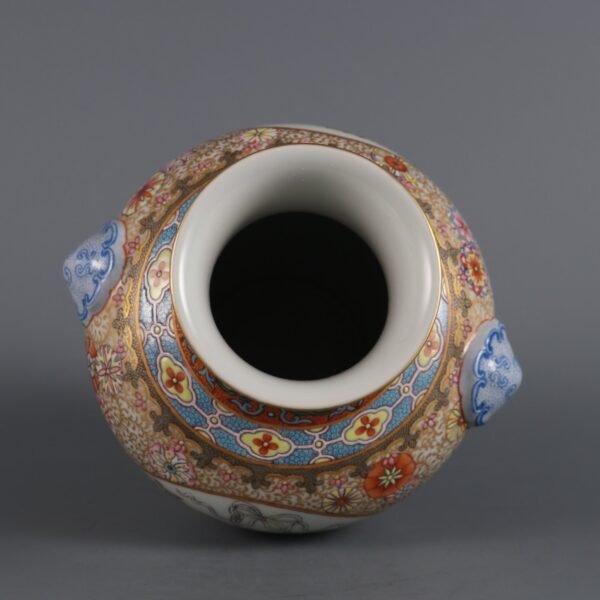 Qing Dynasty Qianlong period made of powder enamel and gold-painted flower basket - Image 4
