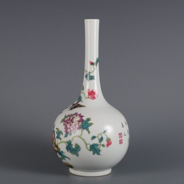 Qing Dynasty Yongzheng Period Famille Rose Flower and Bird Pattern Poems and Poems Vase - Image 2
