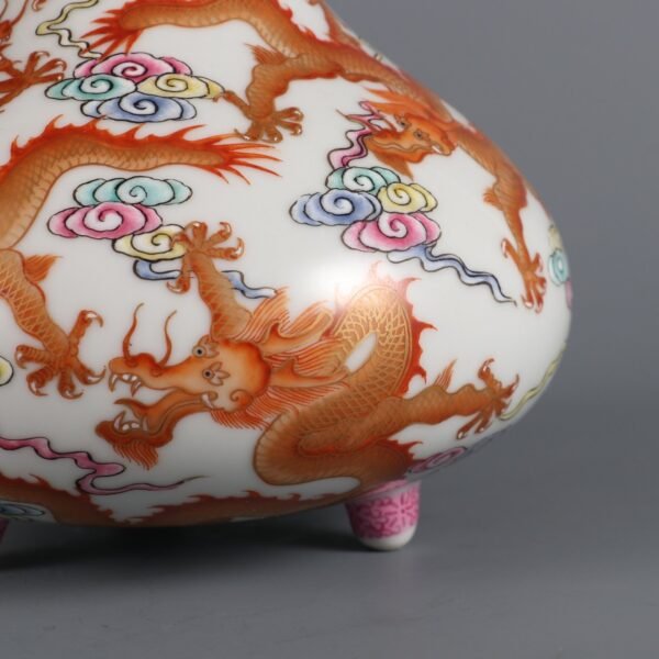 Qing Dynasty Qianlong Period Famille Rose Nine Dragon Pattern Three-legged Mustard Vase - Image 4