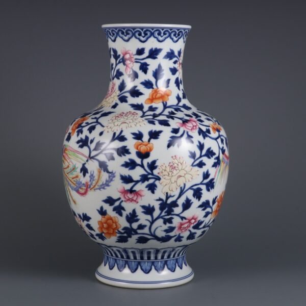 Qing Dynasty Qianlong period blue and white powder enamel double phoenix peony pattern vase - Image 2
