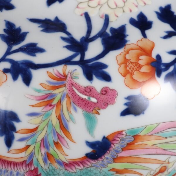 Qing Dynasty Qianlong period blue and white powder enamel double phoenix peony pattern vase - Image 6
