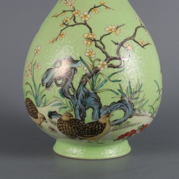 Qing Dynasty Qianlong Period Green Ground Peeled Flower Pink Living and Working Jade Pot Spring Vase - Image 6