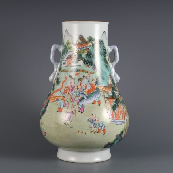 Qing Dynasty Qianlong period pink enamel one-ear vase with a hundred children pattern