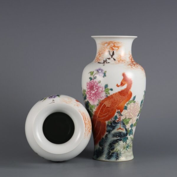 phoenix and peony patterns made in the Yongzheng period of the Qing Dynasty - Image 3
