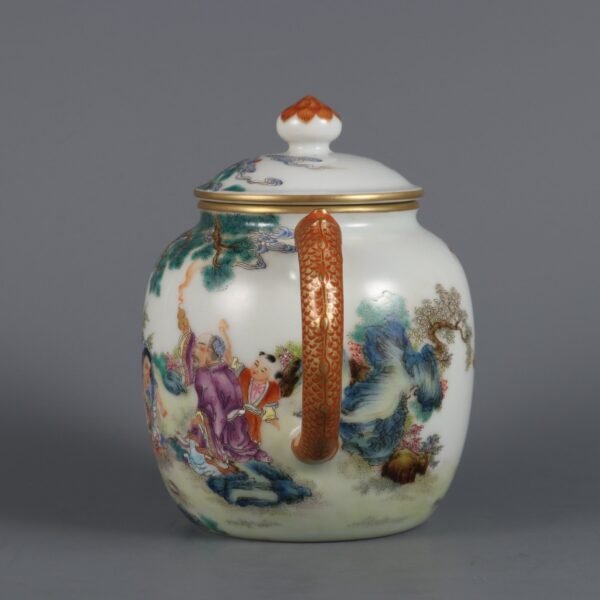 Qing Dynasty Yongzheng Period Famille Rose Figure Story Teapot - Image 3
