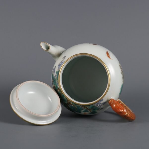 Qing Dynasty Yongzheng Period Famille Rose Figure Story Teapot - Image 6